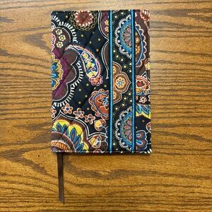 Vera Bradley Kensington Paisley Book Cover NWT Retired Pattern